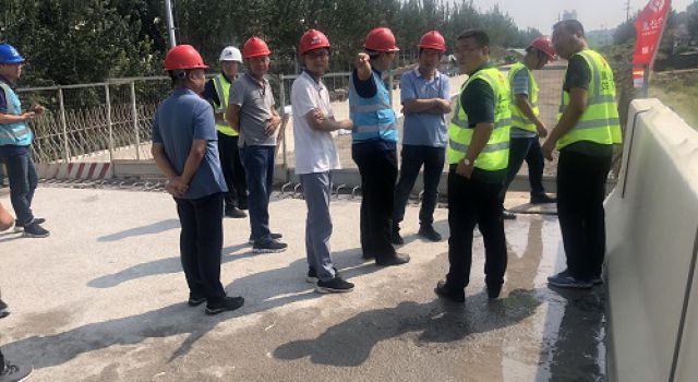 改建辦、質(zhì)監(jiān)站聯(lián)合組織對膠海線進行檢查