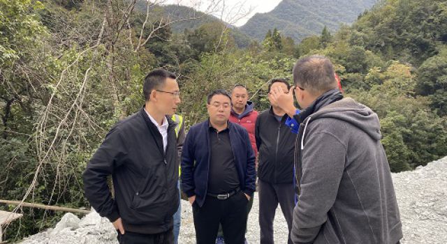 四川綿九公司總經理曾杰同志調研JL8總監(jiān)辦轄段復工復產工作