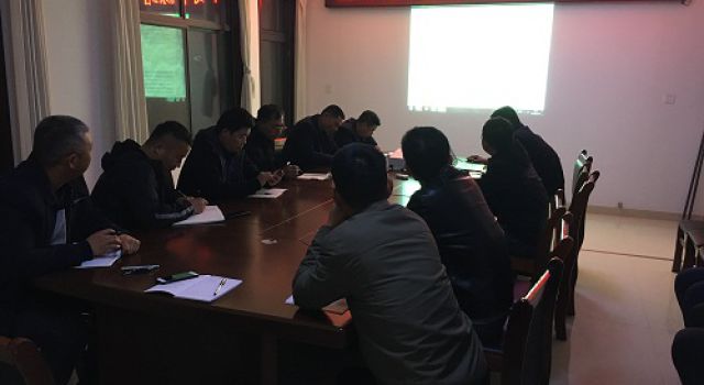 沂源縣沂邳線改建工程、華源路及連接線工程組織召開(kāi)冬季施工專項(xiàng)會(huì)議