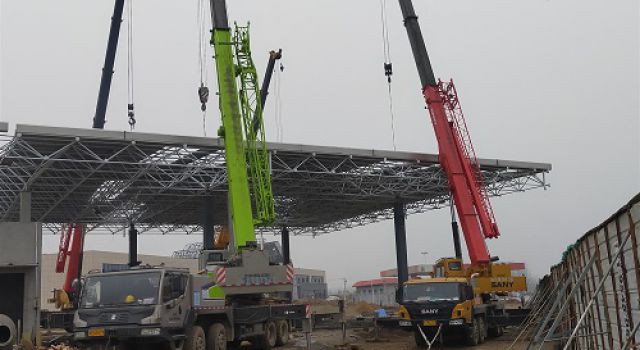 恰逢一年好冬季，日蘭巨菏趕工忙