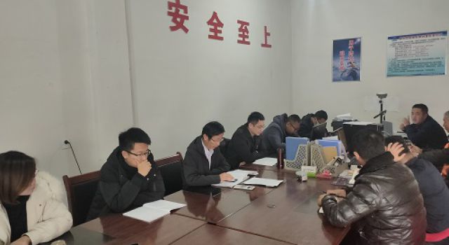 安莊至長深高速連接線道路工程（洛河沿河路新建工程一期）監(jiān)理處召開鉆孔灌注樁專項(xiàng)交底會(huì)