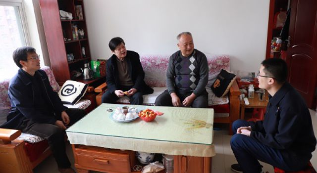 情系國外員工、走訪慰問家屬----公司工會主席一行走訪慰問赴南蘇丹朱巴-倫拜克項目員工家屬