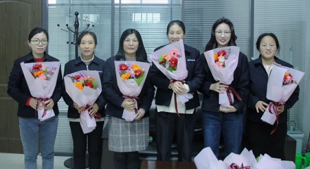 陽春三月萬象新  春風(fēng)搖曳女人節(jié)