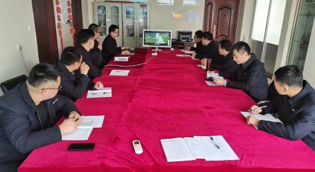 十公司莒縣農(nóng)村公路監(jiān)理處組織進行節(jié)后復(fù)工安全第一講組織員工觀看《生命至上、警鐘長鳴》