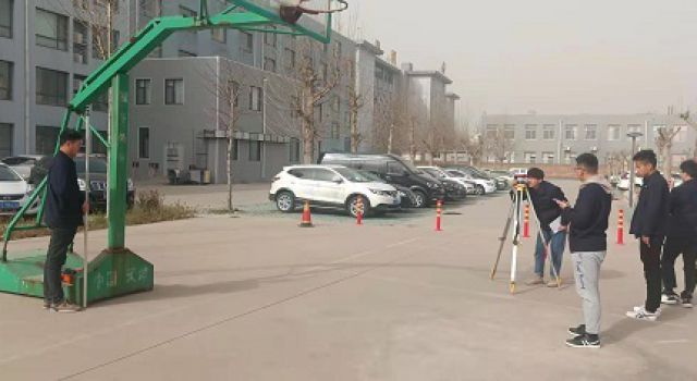 淄博養(yǎng)護(hù)工程總監(jiān)辦組織新員工進(jìn)行測(cè)量實(shí)訓(xùn)