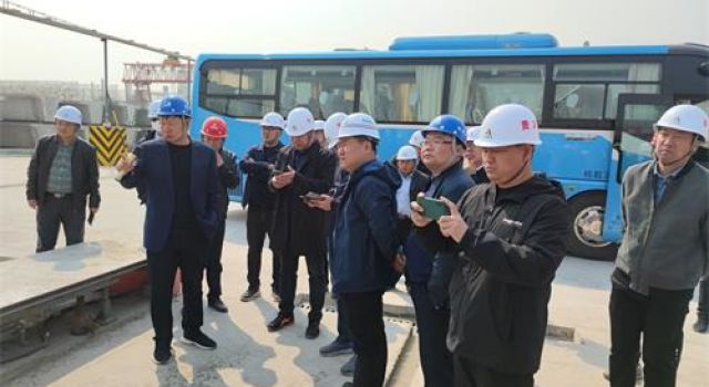 濟(jì)南至高青高速公路迎來(lái)明村至董家口觀摩團(tuán)