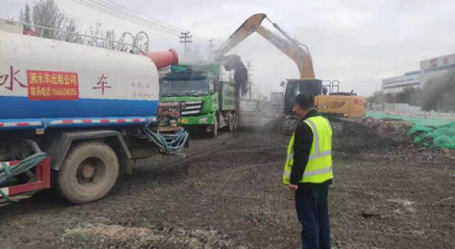 監(jiān)理處節(jié)前對(duì)博山縣道海博路進(jìn)行安全環(huán)保檢查