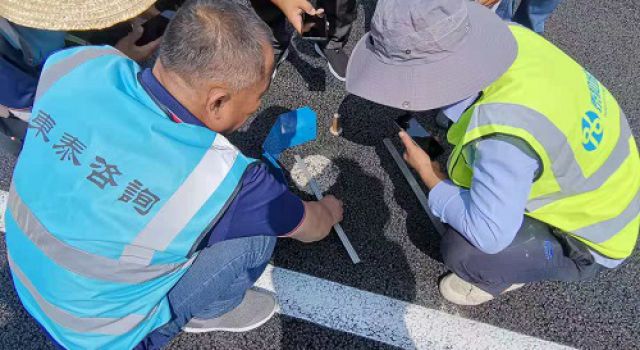 S231張臺線上面層試驗段現(xiàn)場檢測