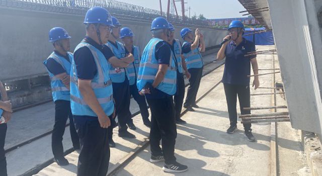 加強(qiáng)亮點、品質(zhì)工程學(xué)習(xí)和管理，提升綜合管理水平