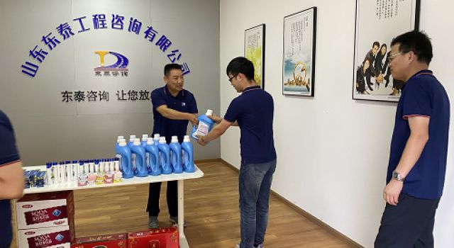 四川九綿工地開(kāi)展“為員工辦實(shí)事，平安度夏送清涼”員工關(guān)愛(ài)活動(dòng)