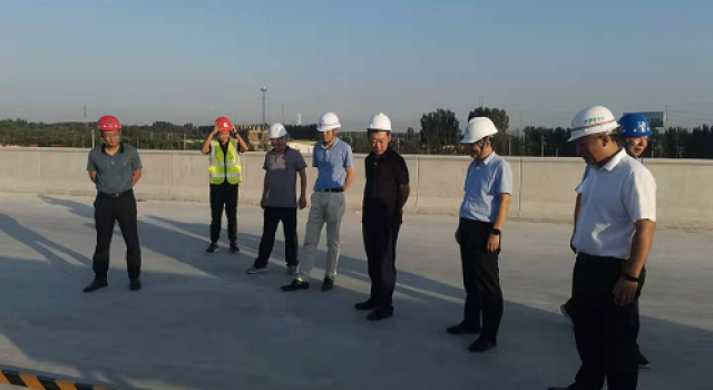 山東省交通運(yùn)輸廳執(zhí)法局對濟(jì)高項(xiàng)目進(jìn)行質(zhì)量安全綜合督查