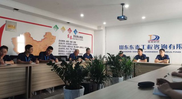 八公司對安羅高速第二總監(jiān)辦進(jìn)行第三季度考核