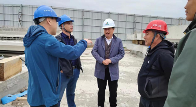 濟菏改擴建項目辦檢查施工二標預(yù)制場